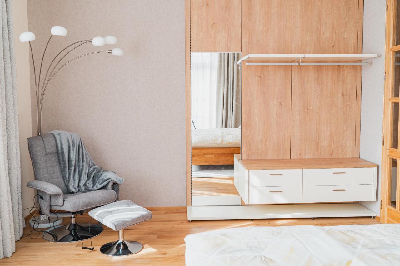 Executive 2-Bdrm Central Suite Ústí nad Labem Exteriör bild