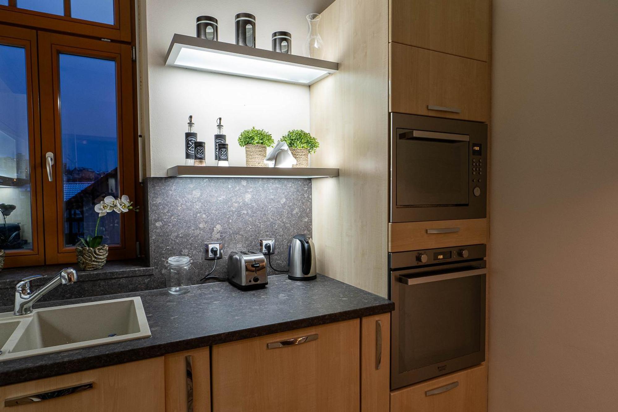 Executive 2-Bdrm Central Suite Ústí nad Labem Exteriör bild